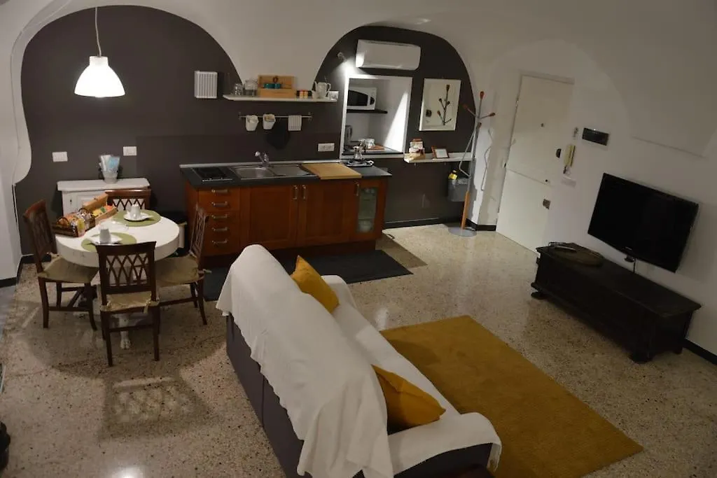 Nell'Antico Nobiliare Palazzo Dei Rolli Apartment Genoa